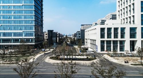 格力中央空調(diào)服務(wù)步步高集團(tuán)稻谷互聯(lián)網(wǎng)產(chǎn)業(yè)園，助力智慧工廠巡展